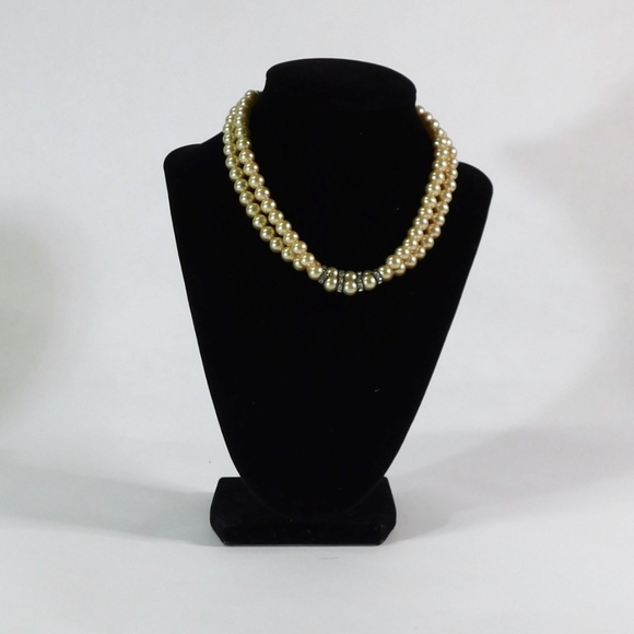 Vintage Creamy Lustrous Faux Double Strand Pearls 12" Choker Style - Picture 4 of 4